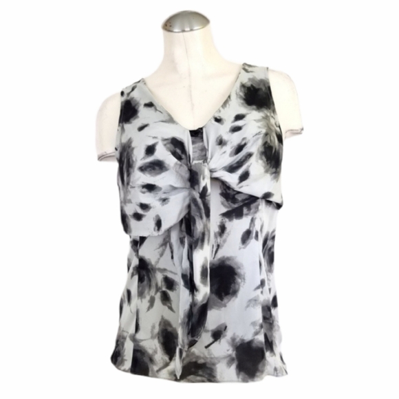 3/$25 Anne Klein Size S Gray Sleeveless Top - Picture 1 of 7